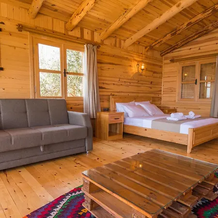 Doganin Ruhu & Bungalow Hébergement de vacances Kaş